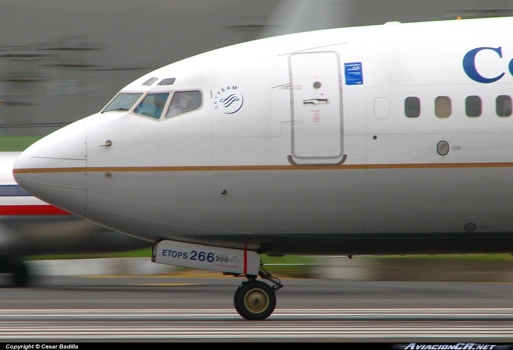 N33266 - Boeing 737-824 - Continental Airlines