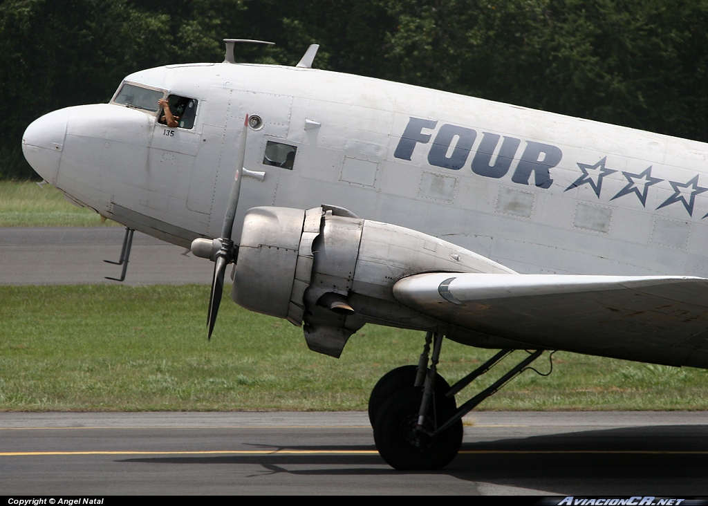 N135FS - Douglas DC-3 - Four Stars Aviation