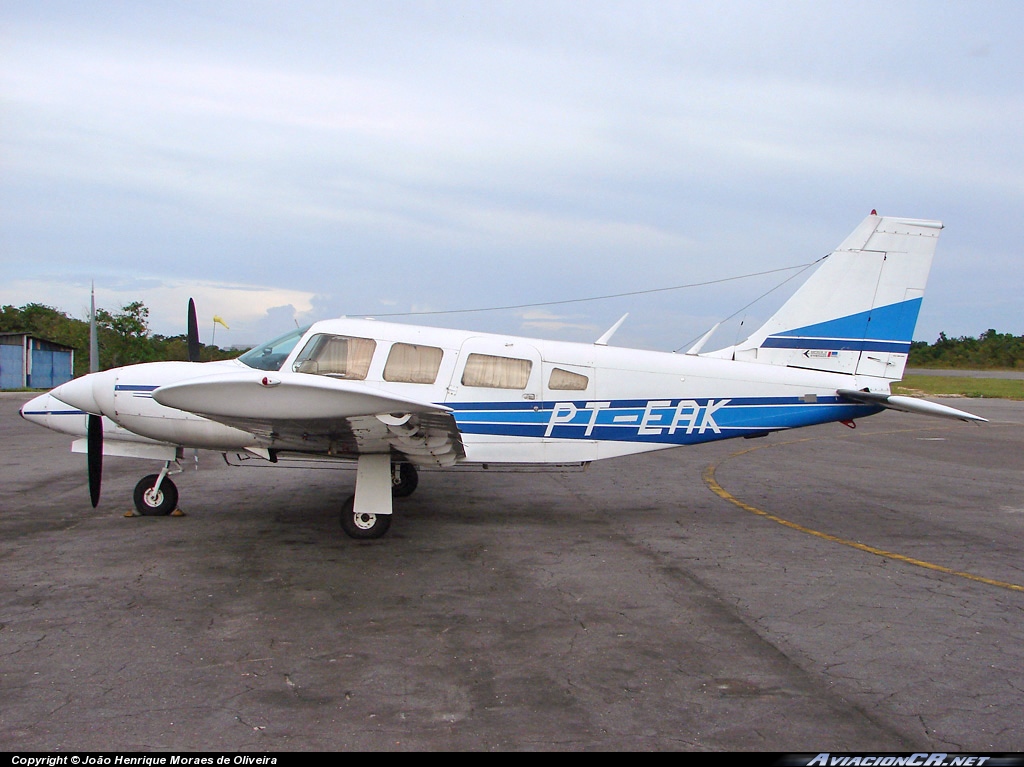 PT-EAK - Embraer EMB-810C Seneca - Desconocida