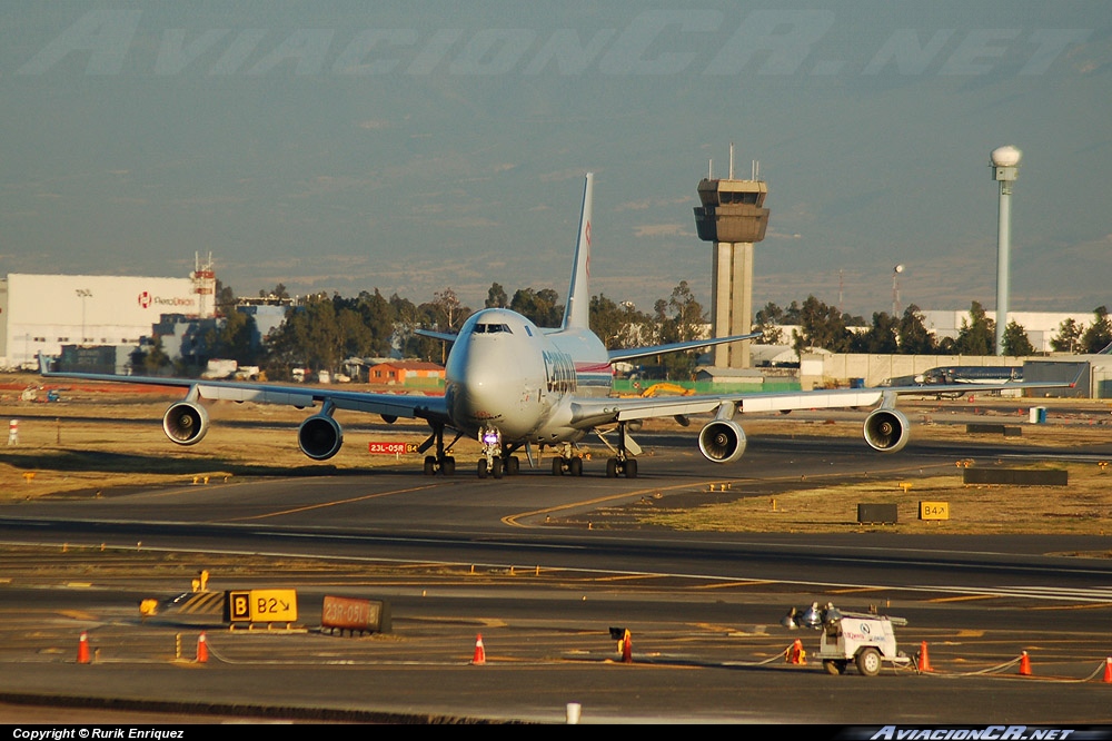 LX-MCV - Boeing 747-4R7F - Cargolux Airlines International