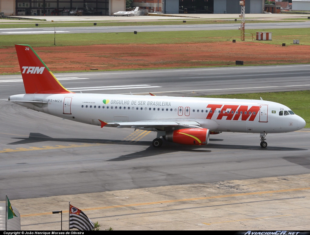 PT-MZQ - Airbus A320-231 - TAM