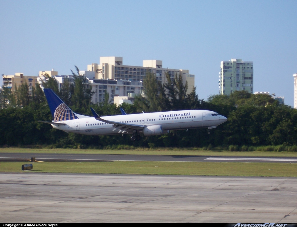 N27205 - Boeing 737-824 - United Airlines