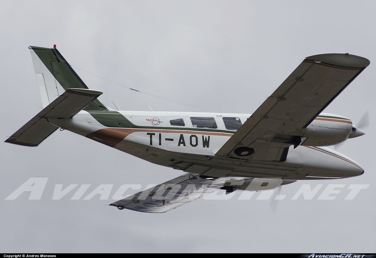 TI-AOW - Piper PA-34-200T - TACSA