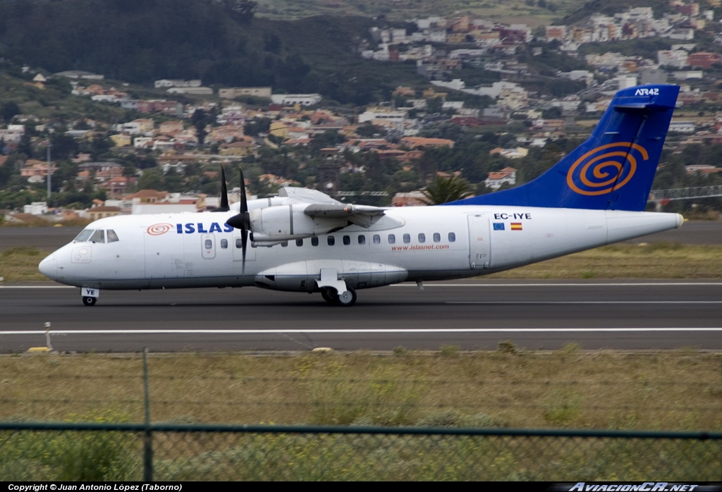EC-IYE - Aerospatiale ATR-42-320 - Islas Airways