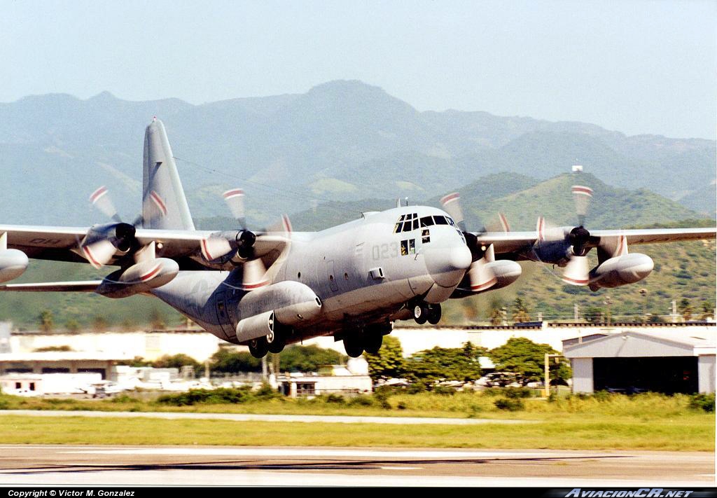 160023 - LOCKHEED KC-130F HERCULES - USA - Marines