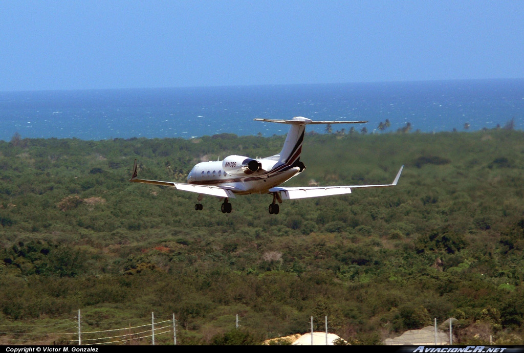 N413QS - Gulfstream Aerospace G-IV Gulfstream G400 - Privado