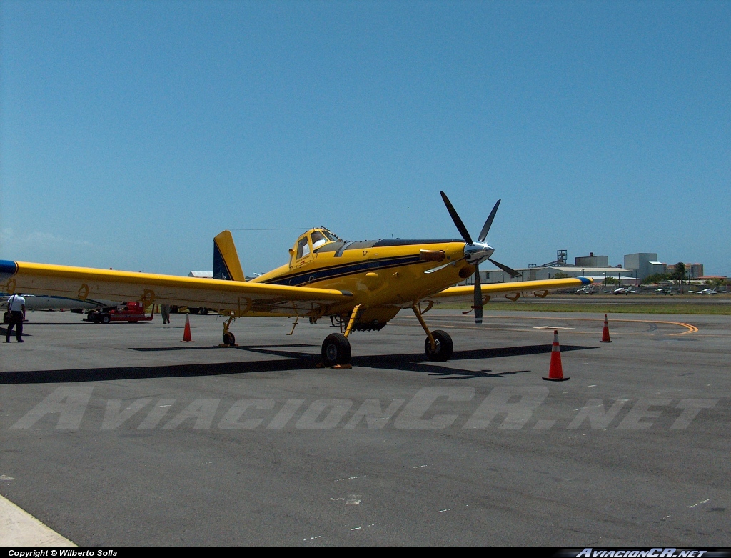 N8521F - Air Tractor AT 802 - Privado