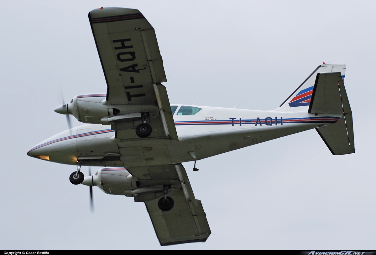 TI-AQH - Piper PA-23-250 Aztec F - Aviones Taxi Aéreo S.A (ATASA)