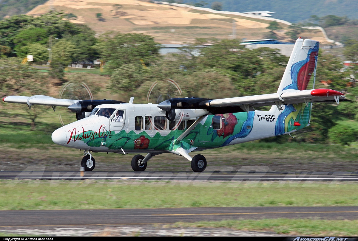 TI-BBF - De Havilland Canada DHC-6-300 Twin Otter/VistaLiner - Nature Air