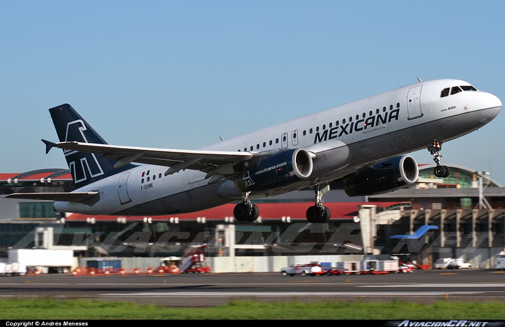 F-OHMI - Airbus A320-232 - Mexicana