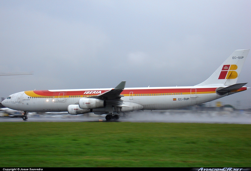 EC-GUP - Airbus A340-313X - Iberia