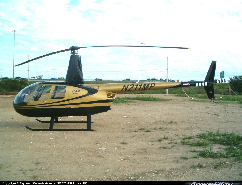 N211MP - Robinson 44 Astro - Privado