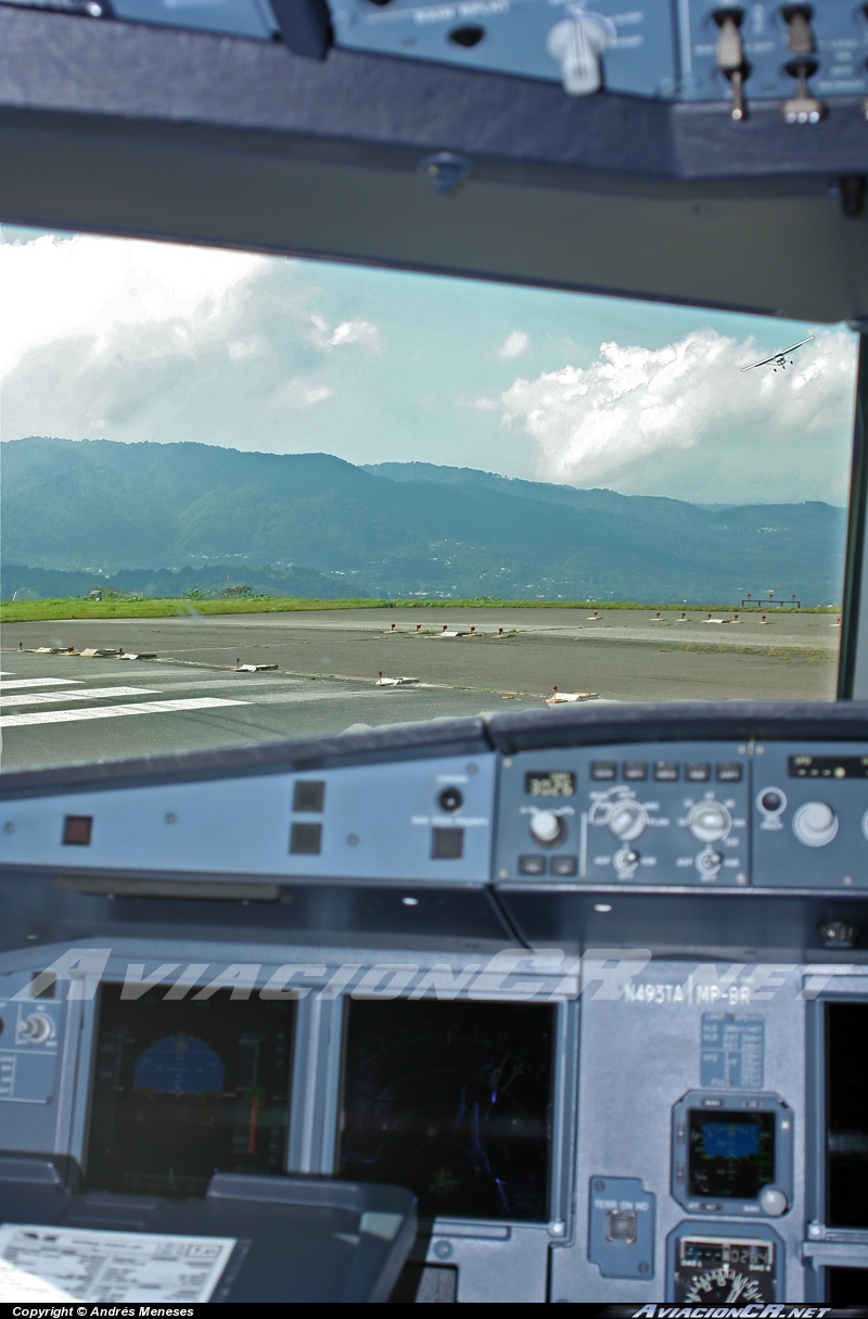 N493TA - Airbus A320-233 - TACA