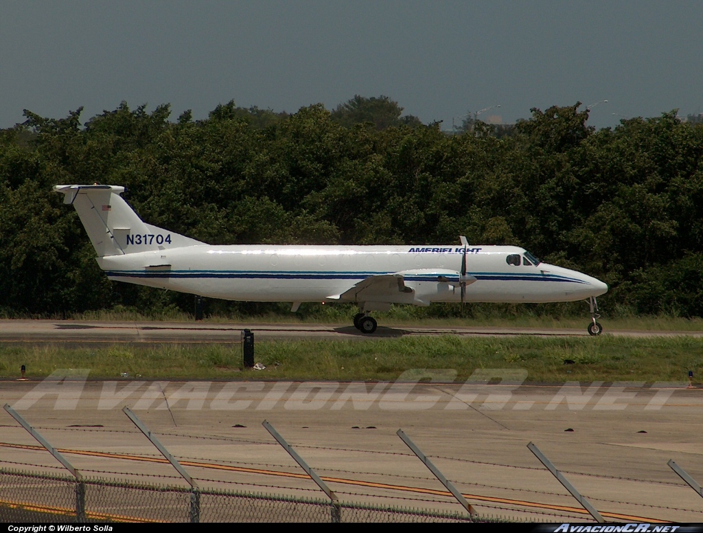 N31704 - Beechcraft 1900C - Ameriflight