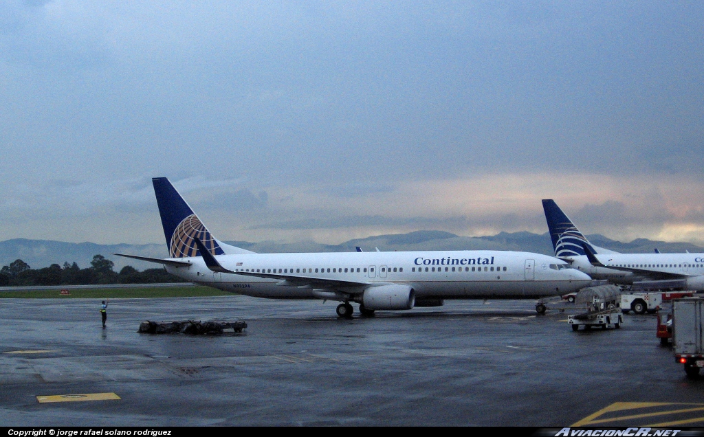 N33294 - Boeing 737-824 - Continental Airlines