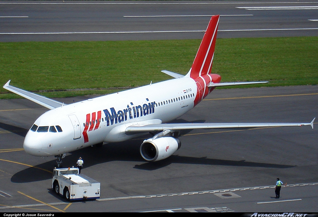 EI-TAF - Airbus A320-233 - Martinair