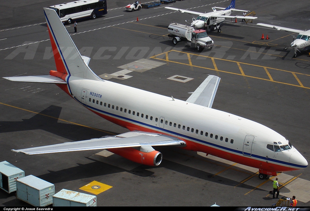 N250TR - Boeing 737-2K5(Adv) - Pace Airlines- (Hooters Air)