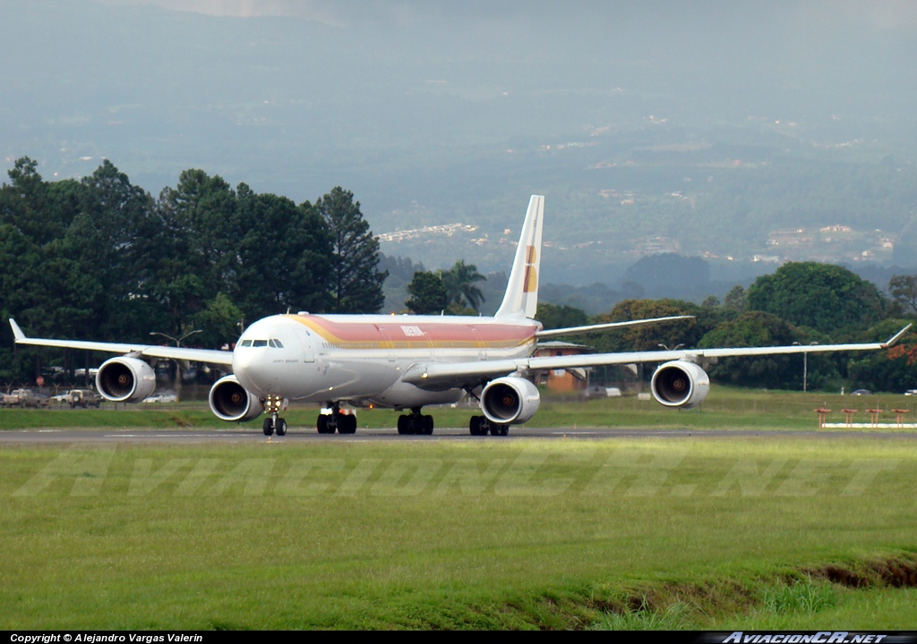 EC-JFX - Airbus A340-642 - Iberia