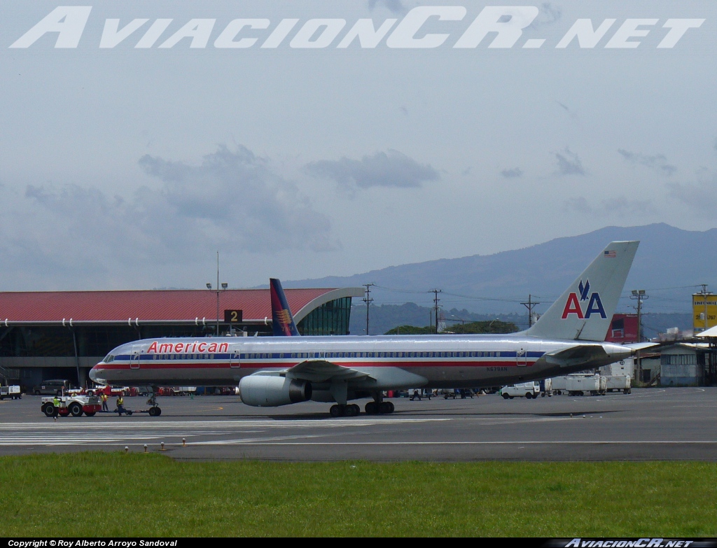 N679AN - Boeing 757-223 - American Airlines