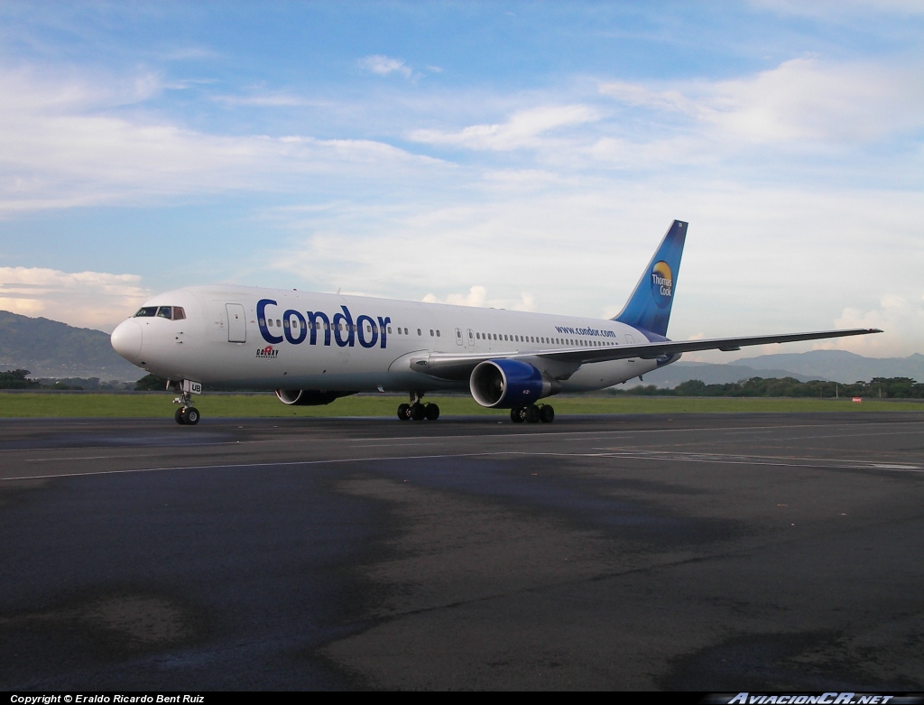 D-ABUB - Boeing 767-330(ER) - Condor