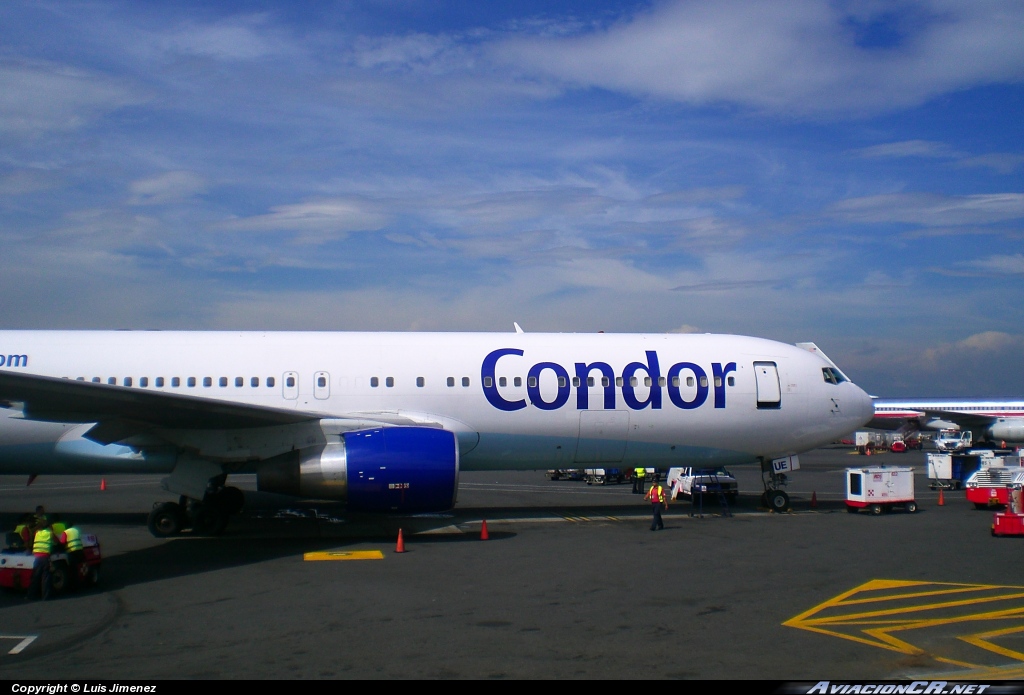 D-ABUE - Boeing 767-330/ER - Condor