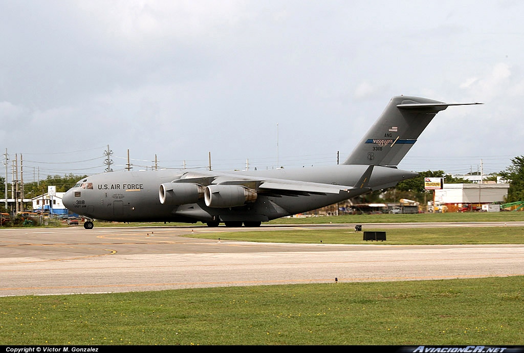 033118 - BOEING C-17A GLOBEMASTER III - USAF - United States Air Force - Fuerza Aerea de EE.UU