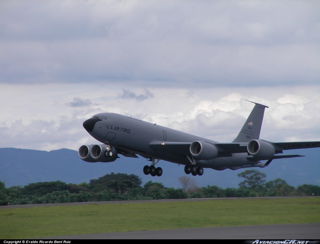 58-0129 - Boeing KC-135T Stratotanker - USAF - United States Air Force - Fuerza Aerea de EE.UU
