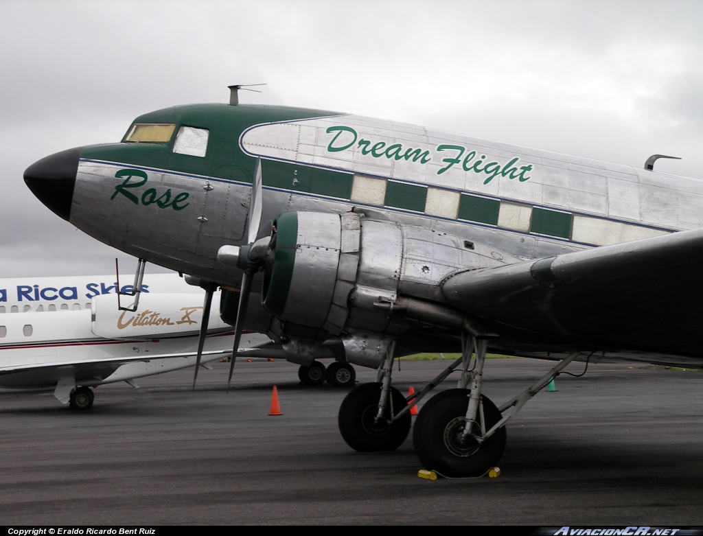 N101KC - Douglas DC-3 - Privado