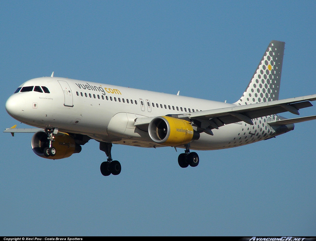 EC-JAB - Airbus A320-214 - Vueling