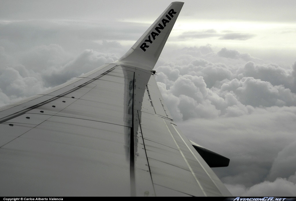 EI-DHH - Boeing 737-800 - Ryanair