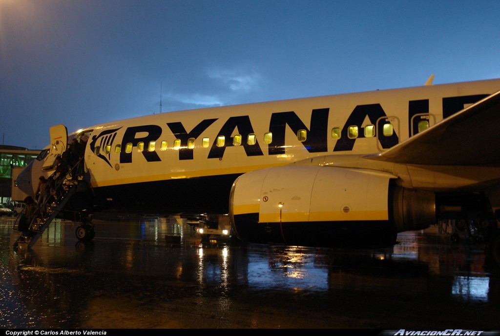 EI-DHH - Boeing 737-800 - Ryanair