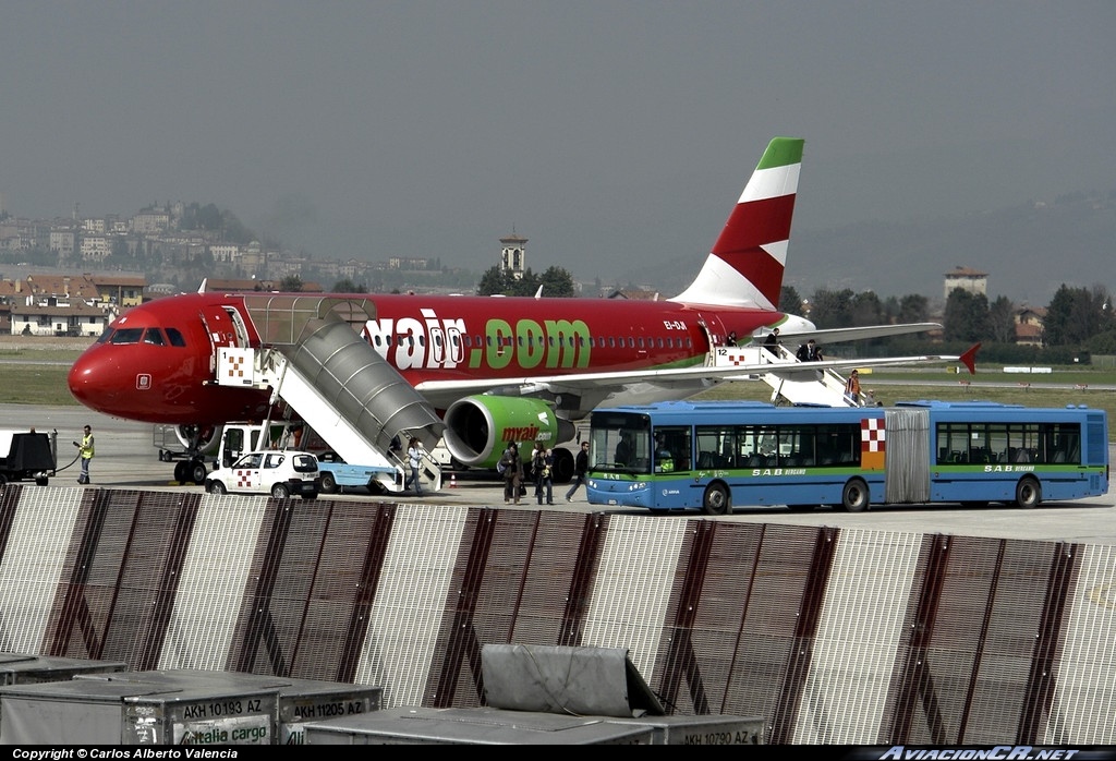 EI-DJI - Airbus A320-214 - Myair