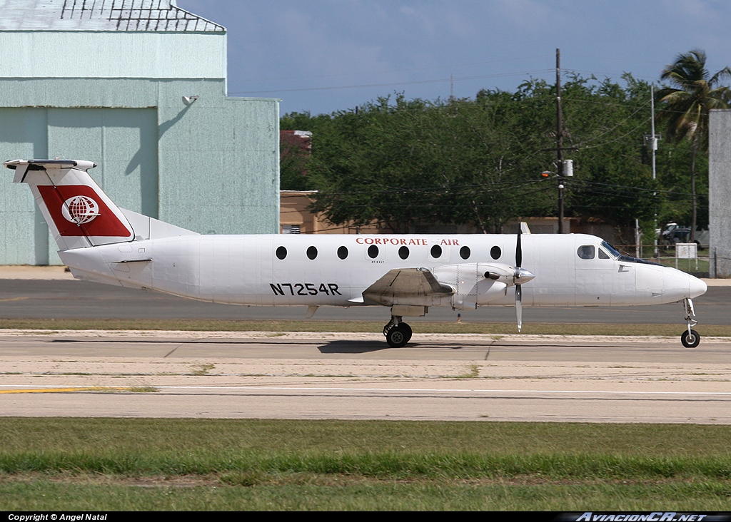 N7254R - Beechcraft B1900C - Corporate Air