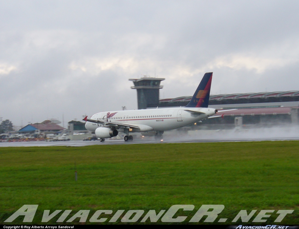 N493TA - Airbus A320-233 - TACA