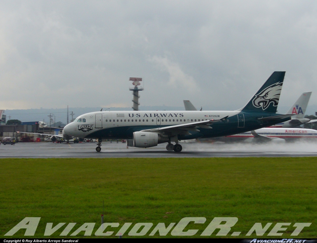 N709UW - Airbus A319-112 - US Airways