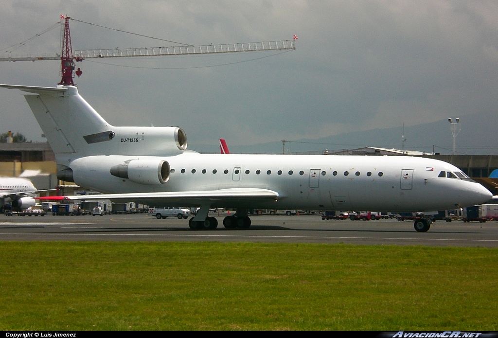 CU-T1255 - Yakovlev Yak-42D - Cubana de Aviación