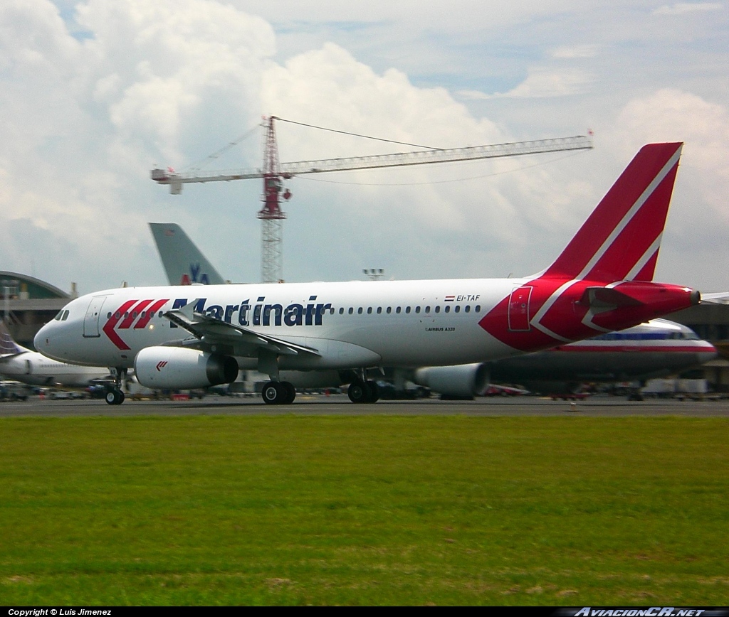 EI-TAF - Airbus A320-233 - Martinair