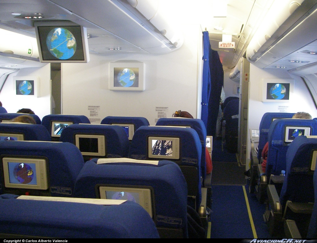 EC-KDF - Airbus A330-223 - Air Comet