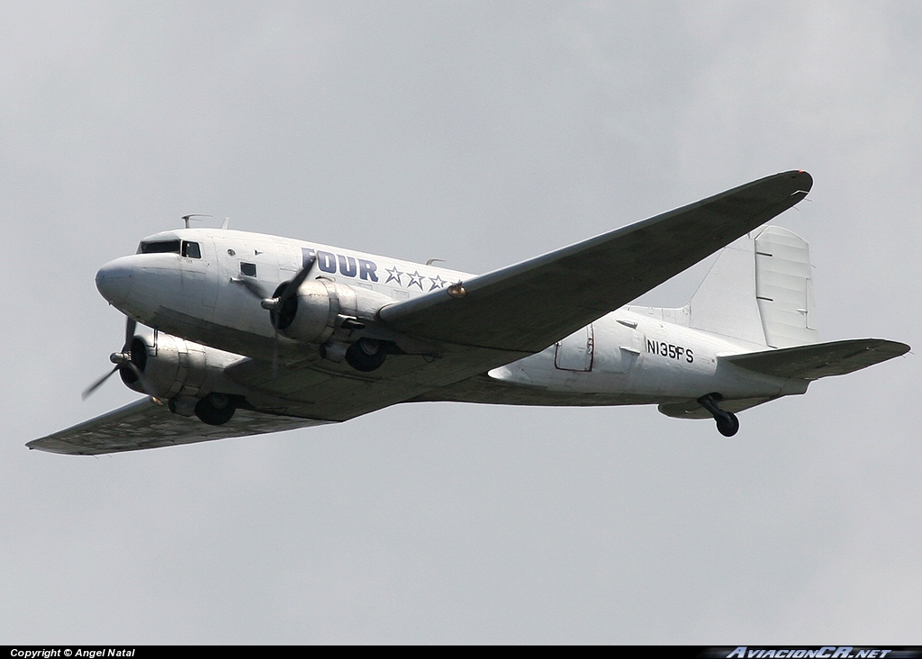 N135FS - Douglas DC-3 - Four Stars Aviation