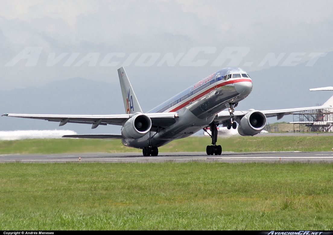 N683A - Boeing 757-223 - American Airlines