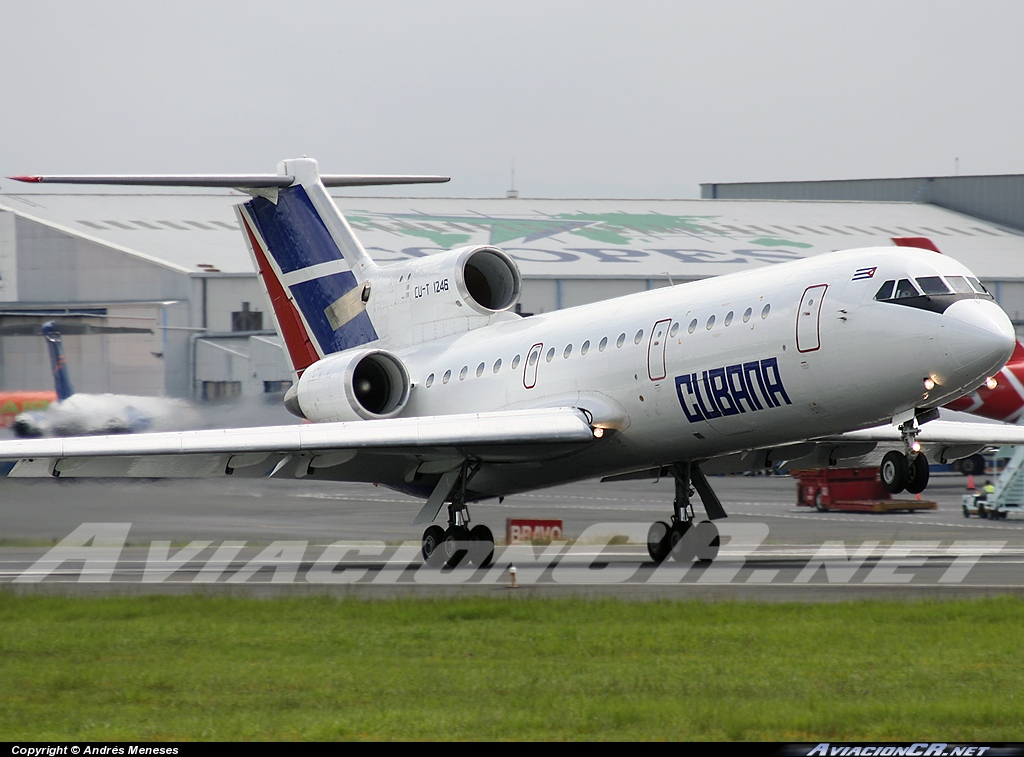 CU-T1246 - Yakovlev YAK-42 - Cubana de Aviación