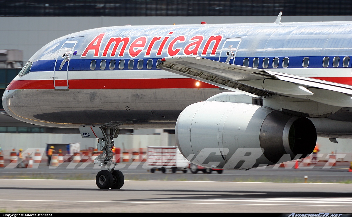 N606AA - Boeing 757-223 - American Airlines