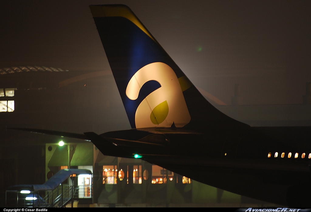 EC-KAJ - Airbus A340-311 - Air Comet