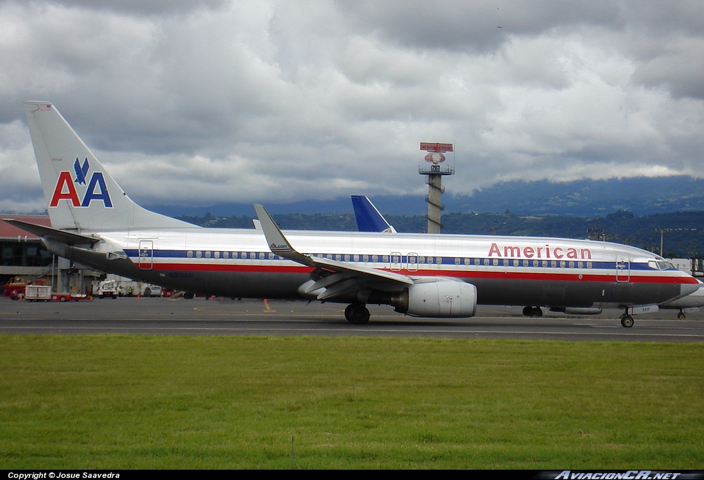 N915AN - Boeing 737-823 - American Airlines