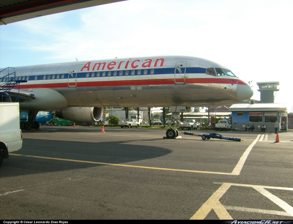N645AA - Boeing 757-223 - American Airlines