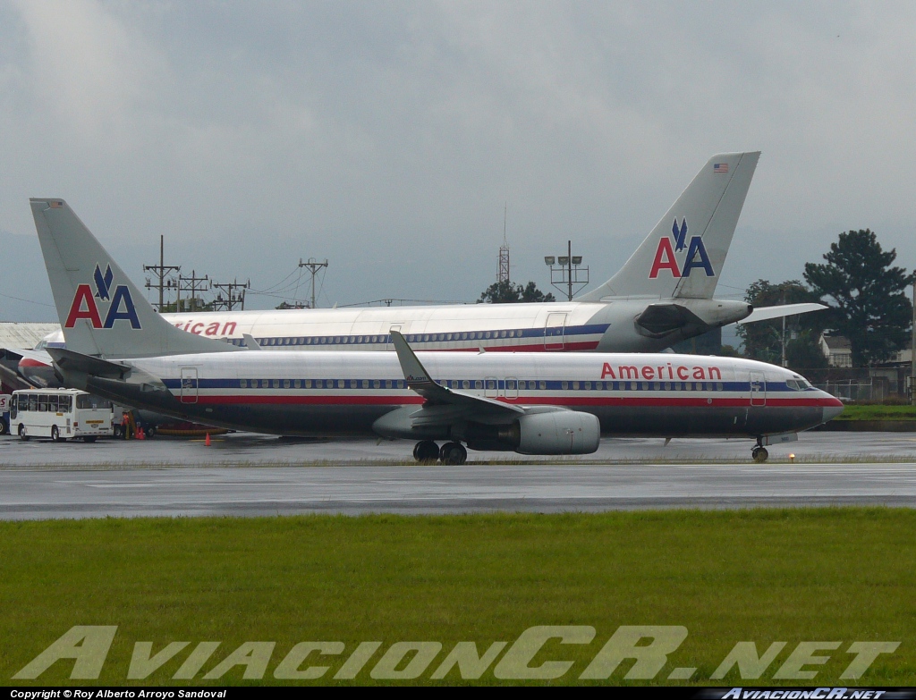 N927AN - Boeing 737-823 - American Airlines