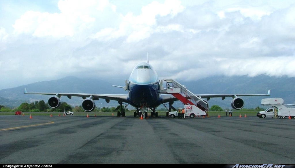 B-18210 - Boeing 747-409 - China Airlines