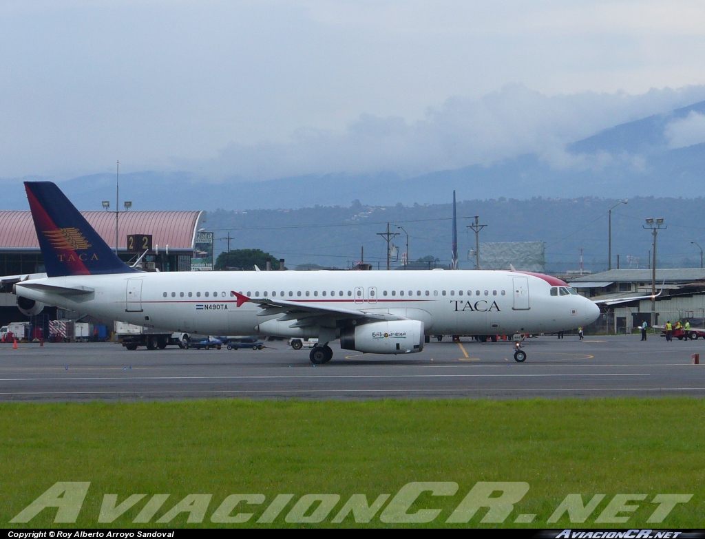 N490TA - Airbus A320-233 - TACA