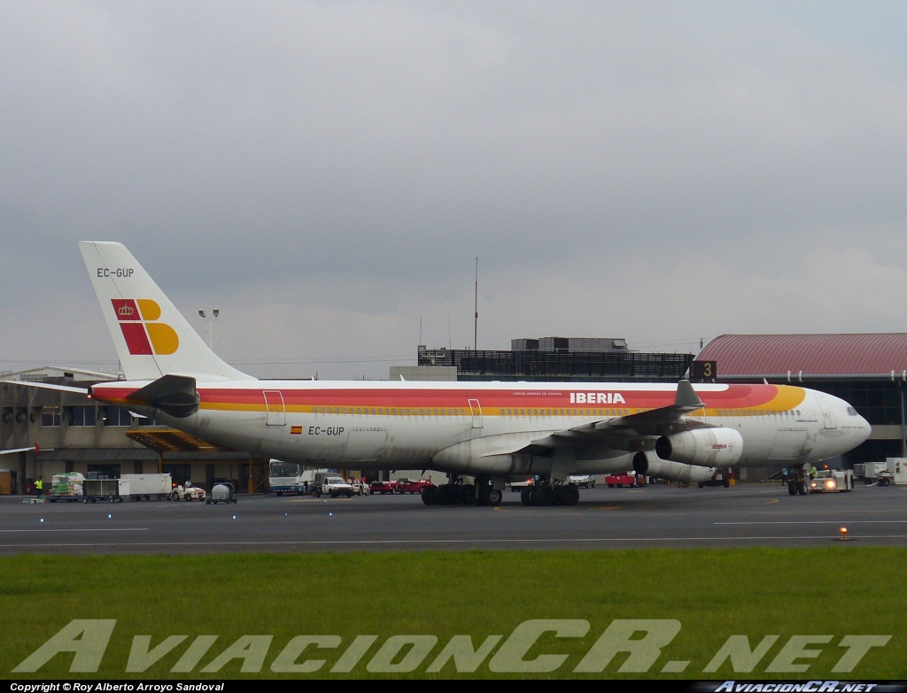 EC-GUP - Airbus A340-313X - Iberia