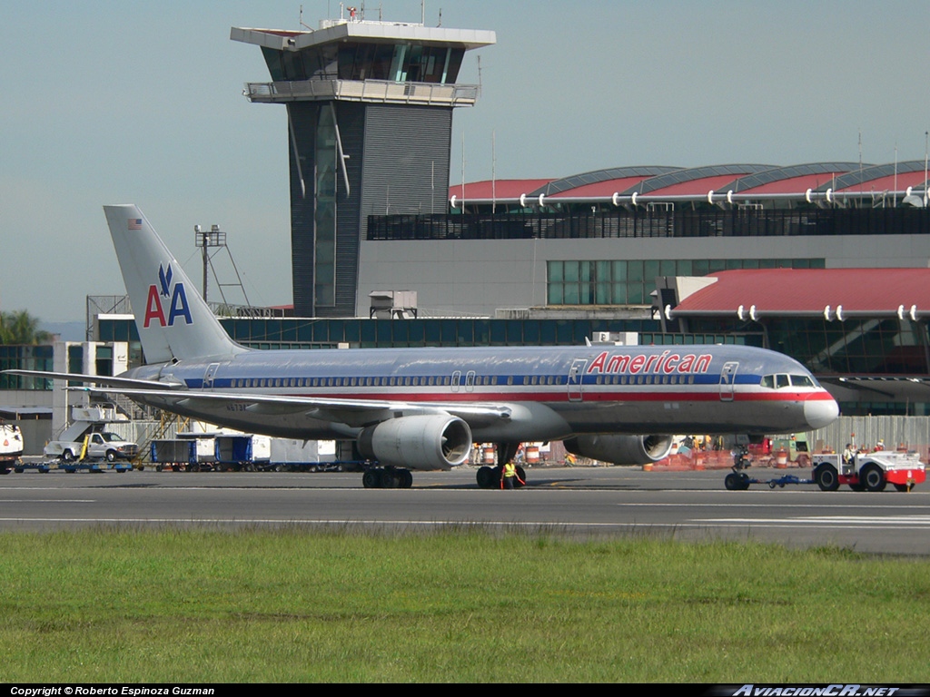 N673AN - Boeing 757-223 - American Airlines